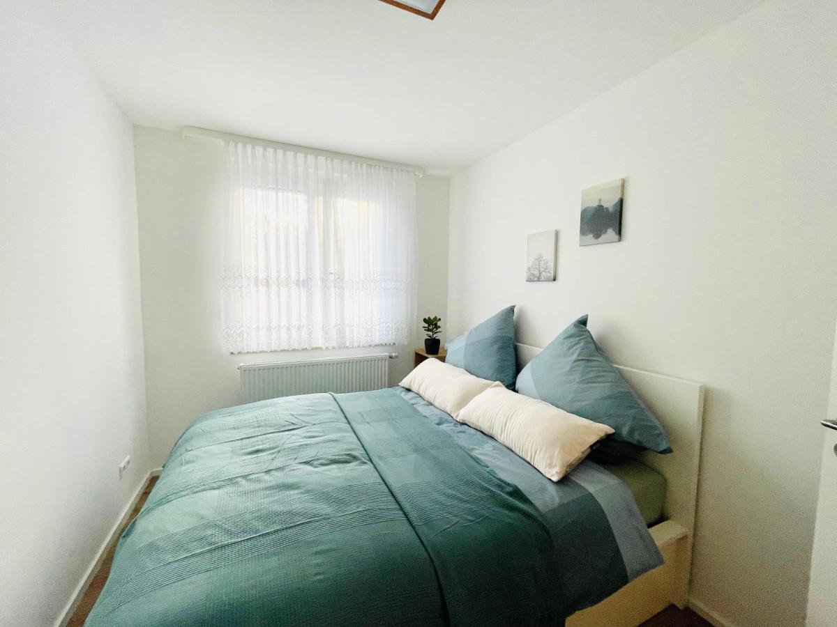 Frisch Renoviertes Und Charmantes Apartment Stuttgart Exterior photo